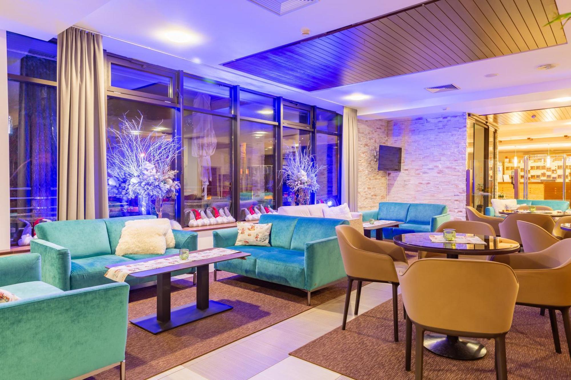 Kontakt Wellness Hotel Tatranská Lomnica Exterior photo