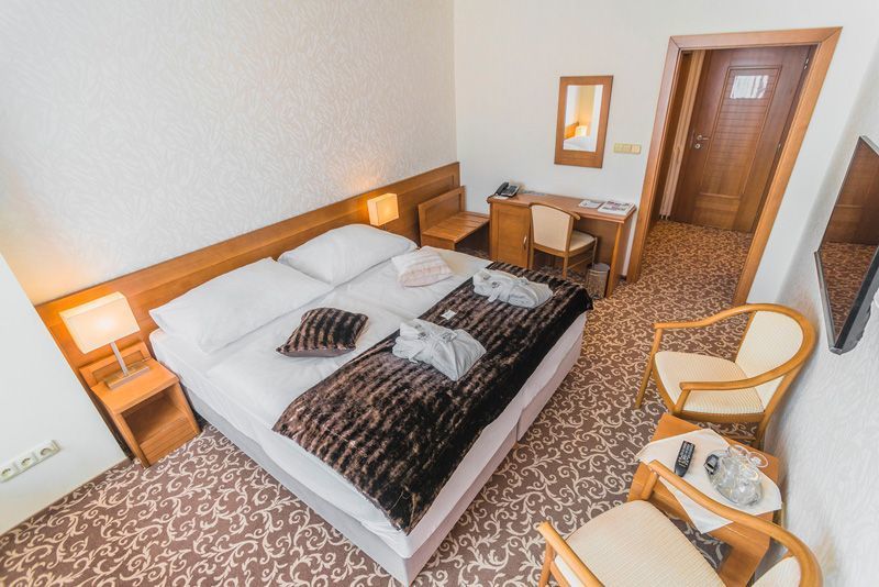 Kontakt Wellness Hotel Tatranská Lomnica Exterior photo
